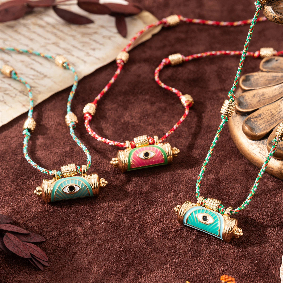 Eye of Seraphine Amulet