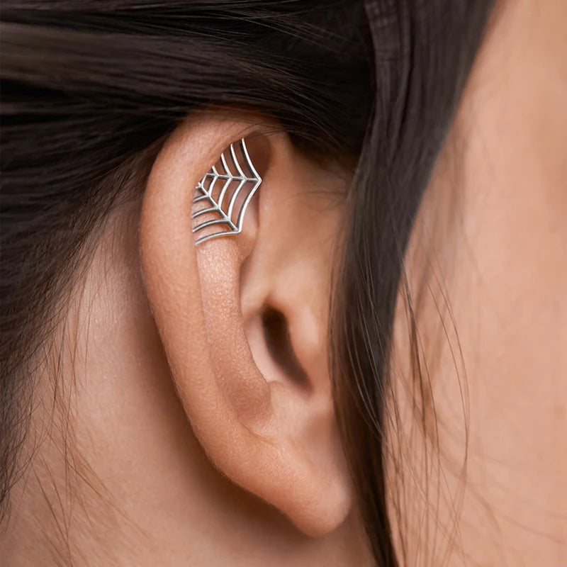 Spider Web Stud