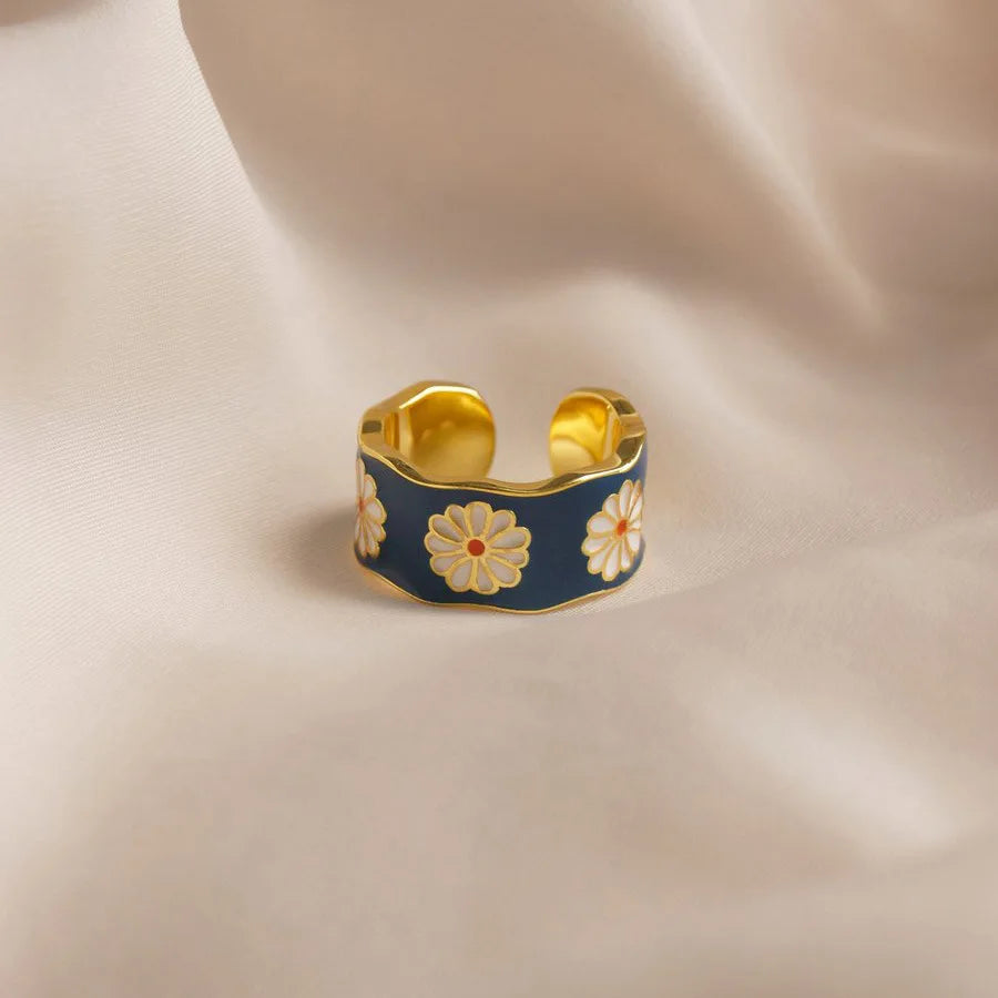 Boho Vintage Enamel Daisy Ring